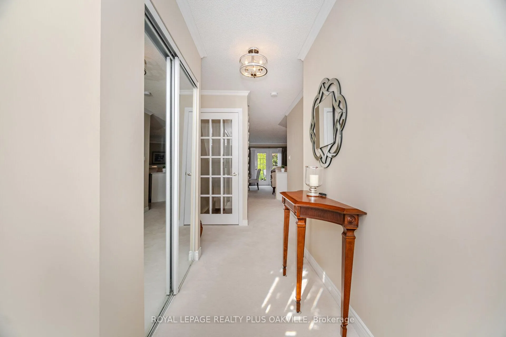 Photo 8 of 53 Kildonan Crescent, Hamilton, Waterdown — HOMEH