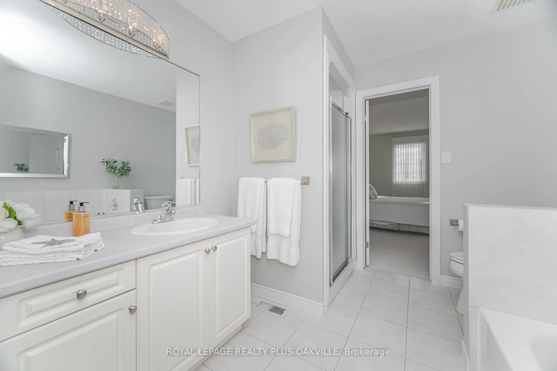 Photo 28 of 53 Kildonan Crescent, Hamilton, Waterdown — HOMEH