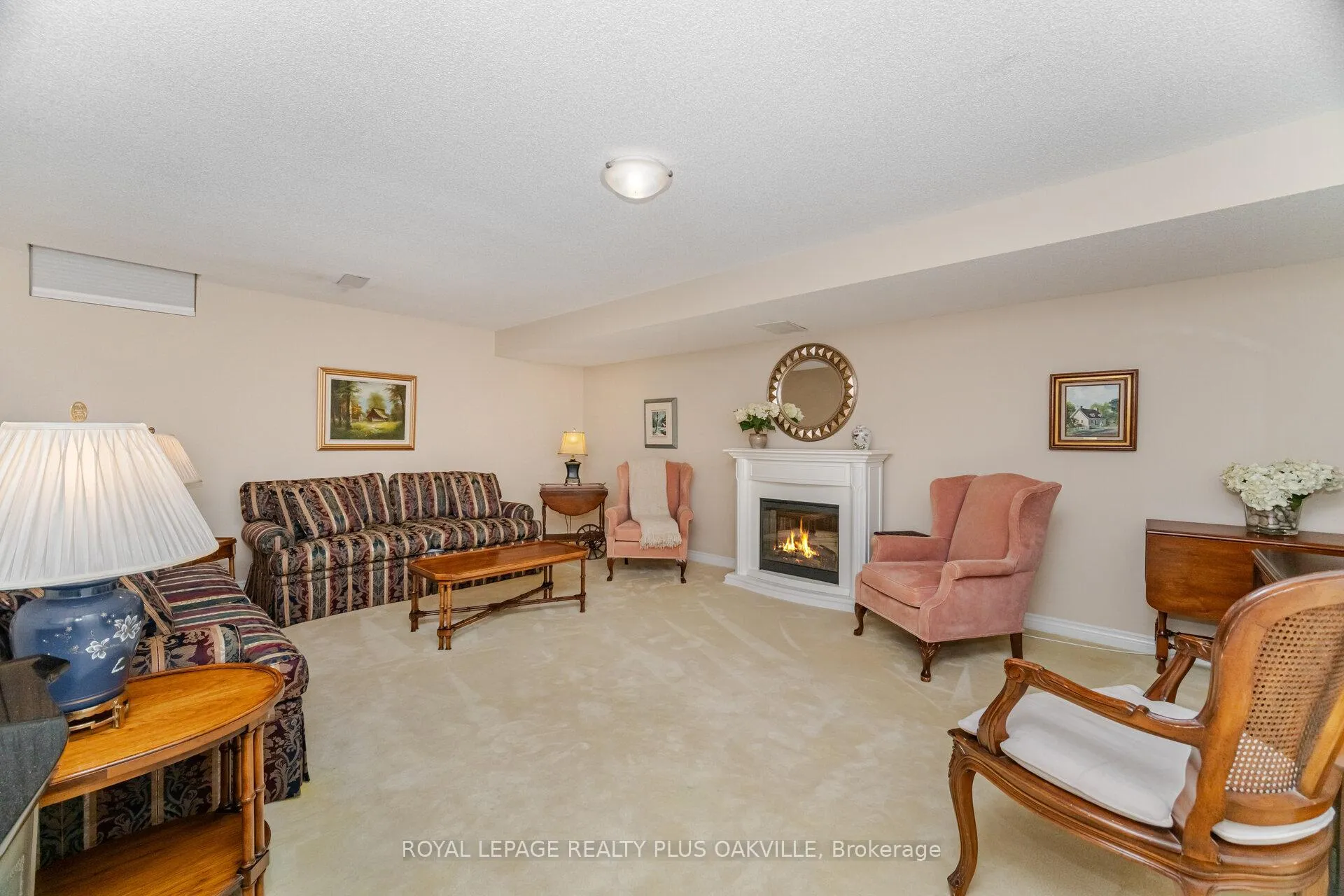 Photo 36 of 53 Kildonan Crescent, Hamilton, Waterdown — HOMEH
