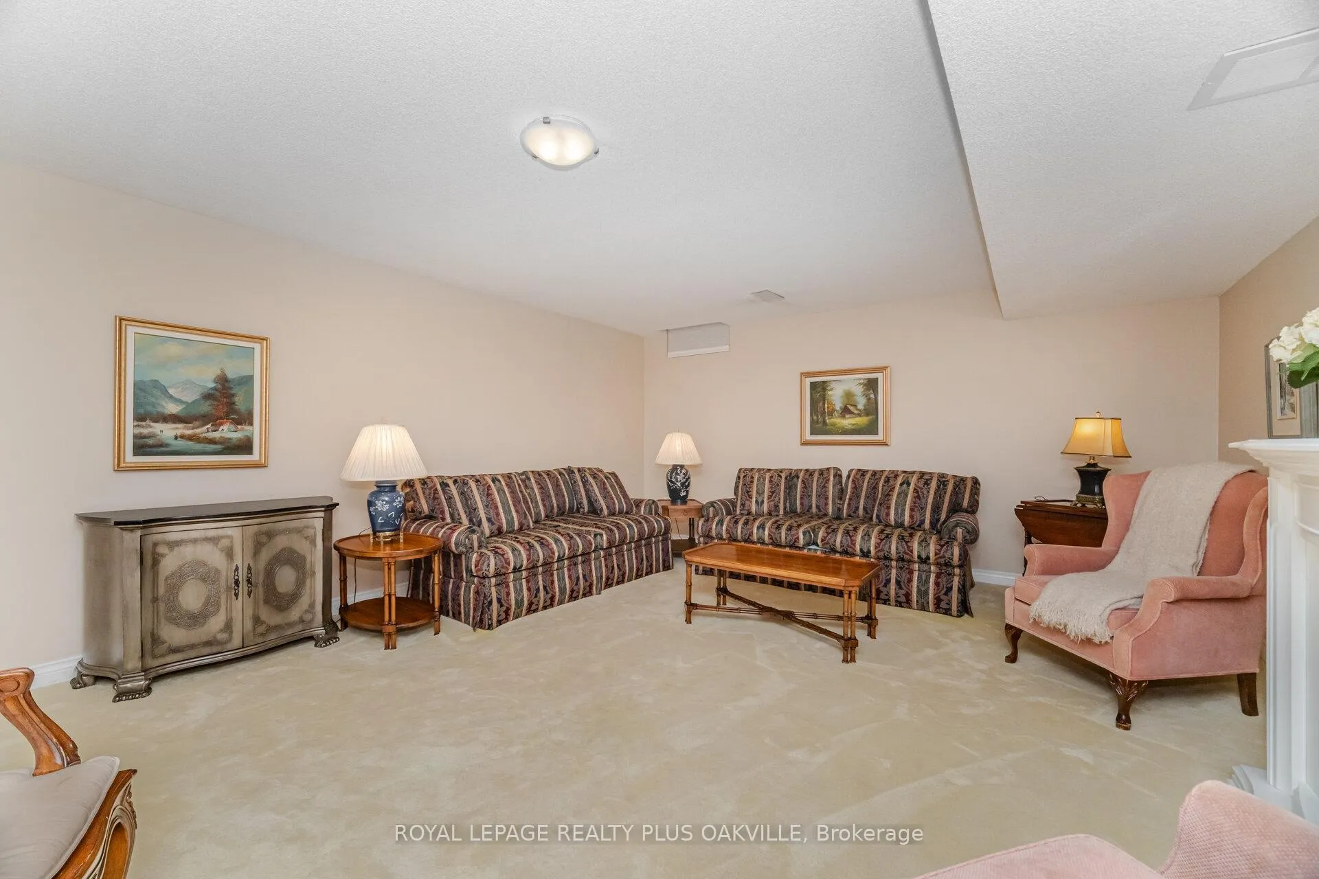 Photo 37 of 53 Kildonan Crescent, Hamilton, Waterdown — HOMEH