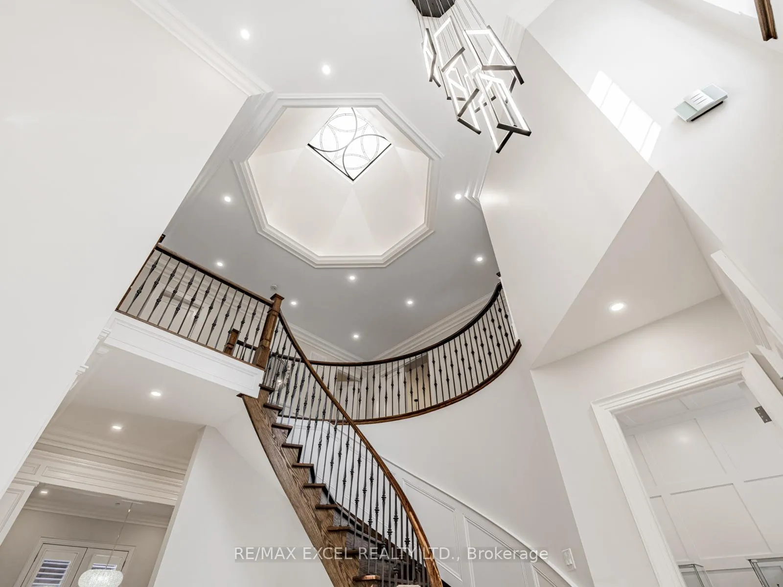 Photo 20 of 134 Spruce Avenue, Richmond Hill, South Richvale — HOMEH