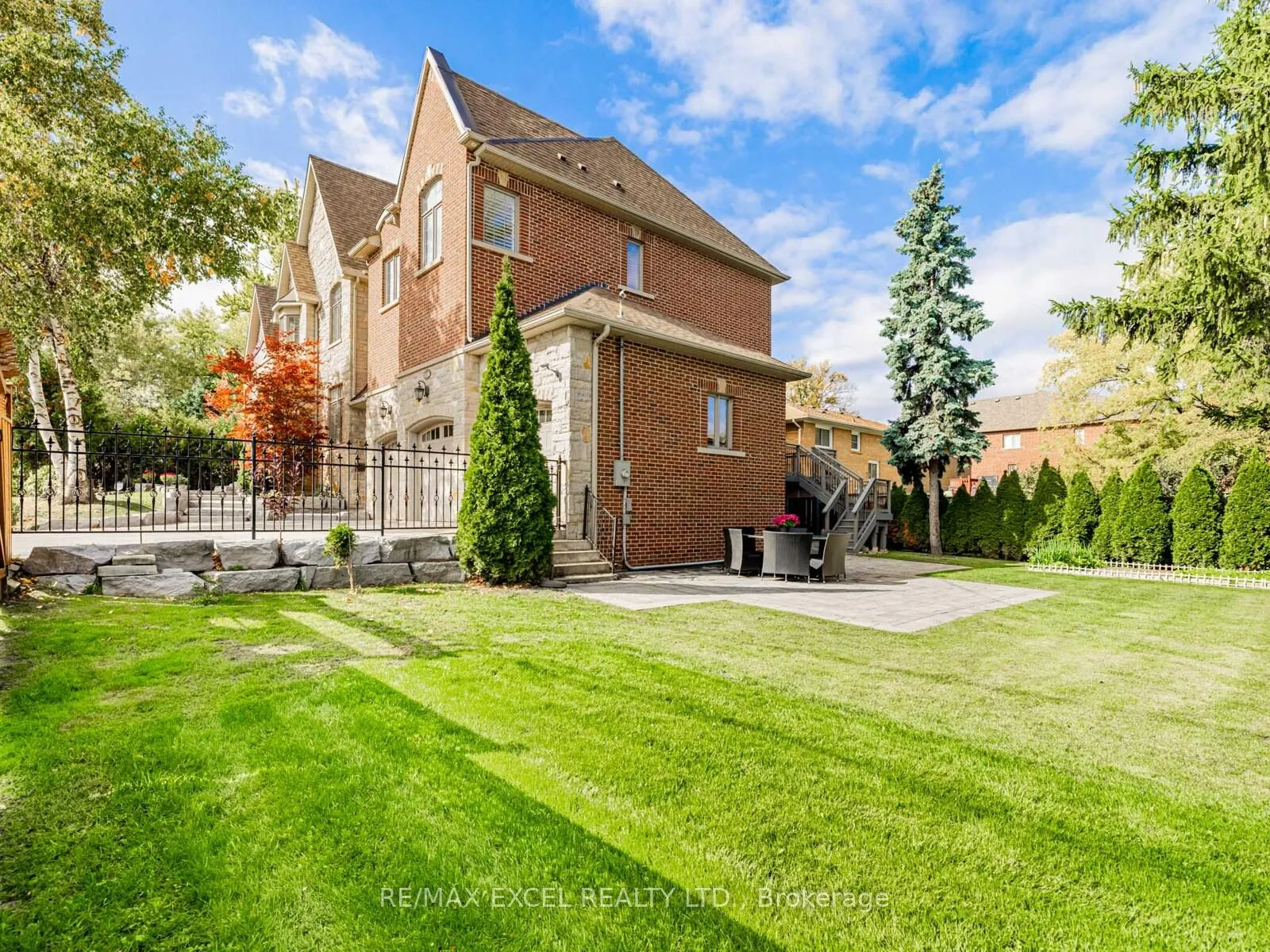 Photo 42 of 134 Spruce Avenue, Richmond Hill, South Richvale — HOMEH