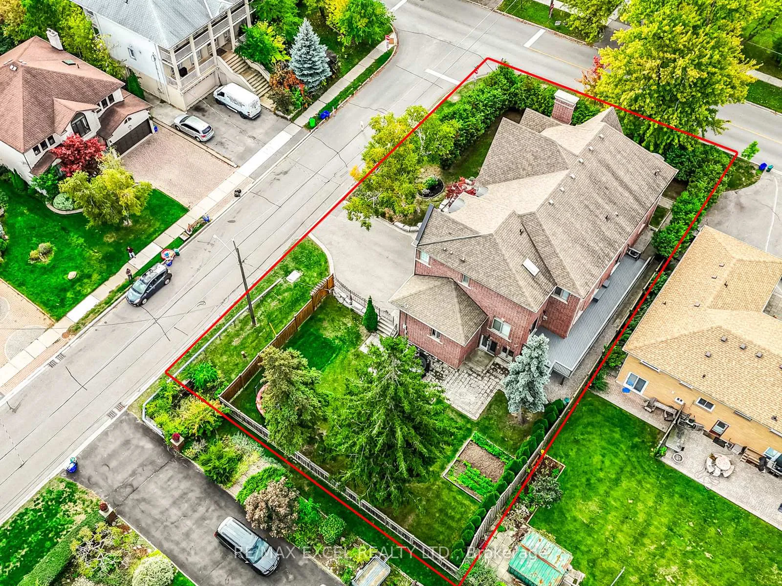 Photo 45 of 134 Spruce Avenue, Richmond Hill, South Richvale — HOMEH