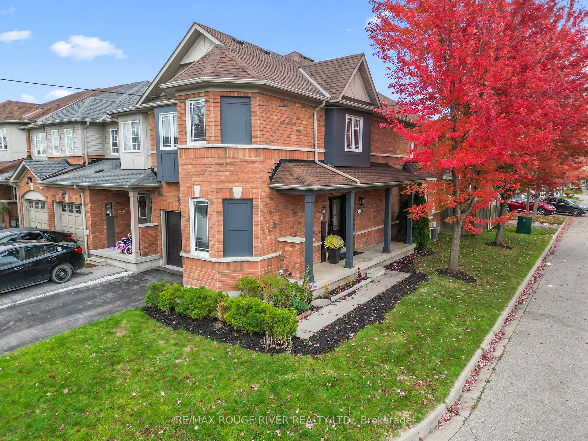 Photo 15 of 32 Beer Crescent, Ajax, South East — HOMEH
