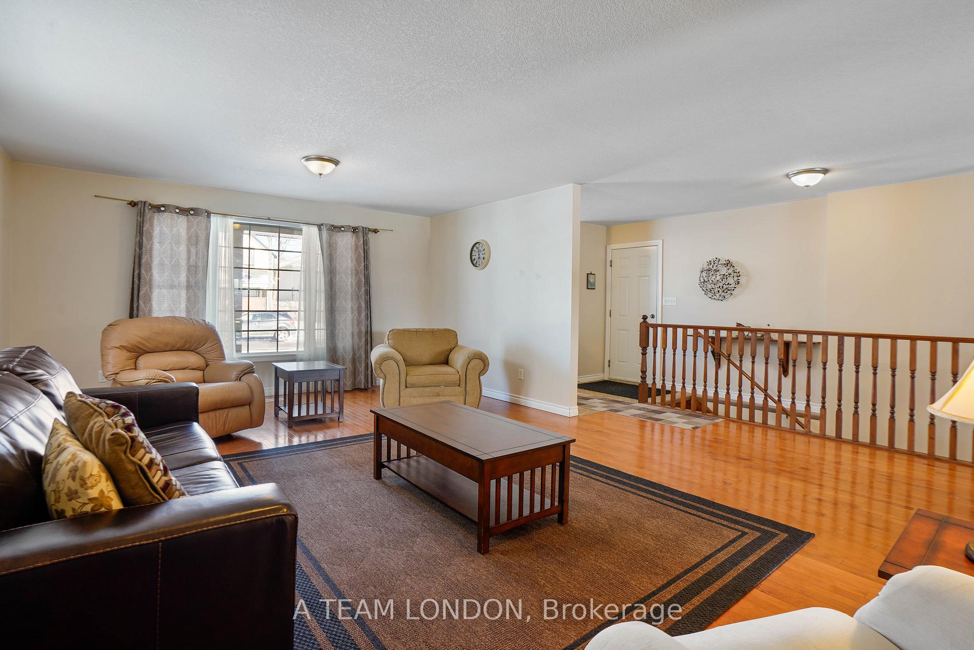 Photo 6 of 244 Sydenham Street E, Aylmer — HOMEH