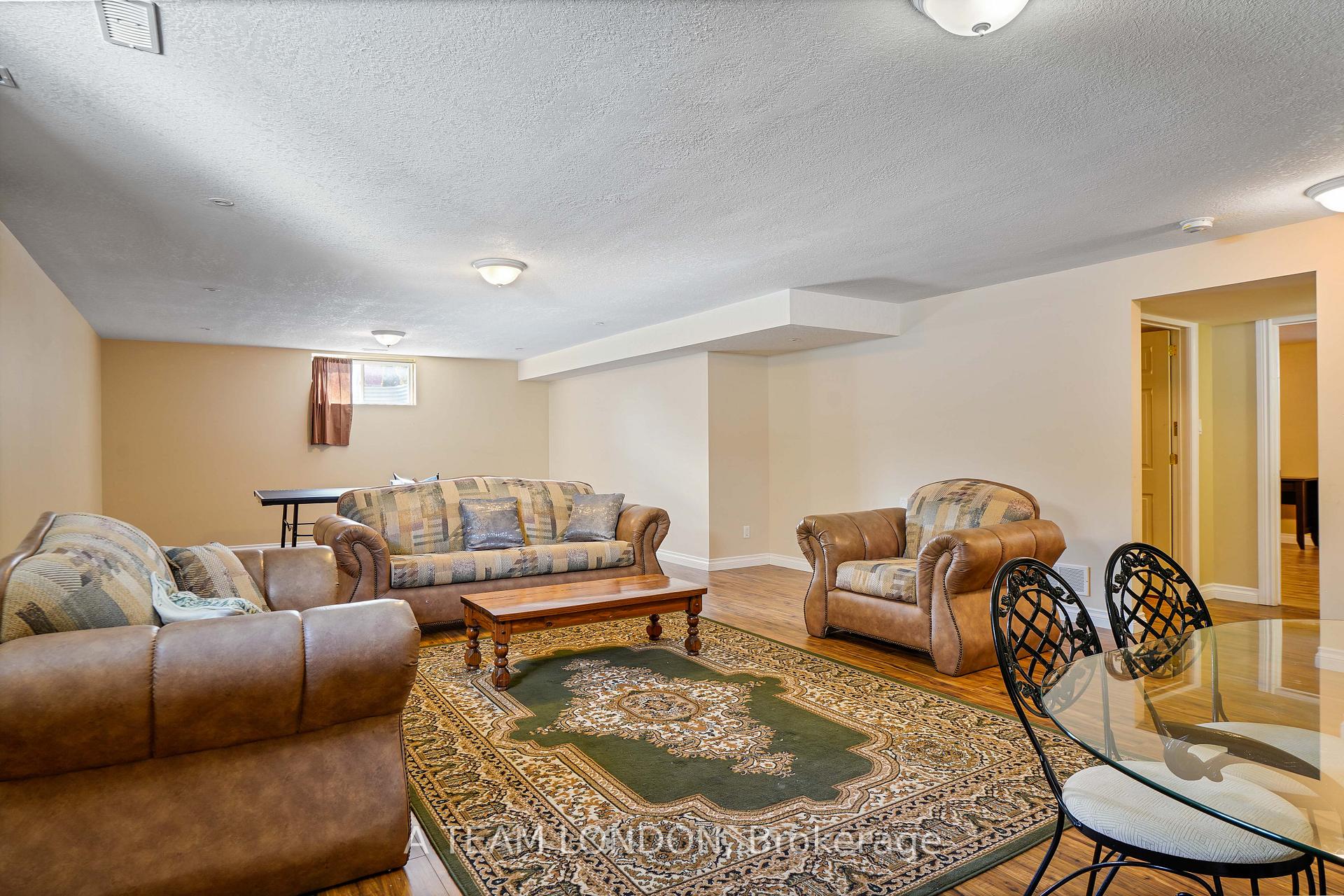 Photo 23 of 244 Sydenham Street E, Aylmer — HOMEH