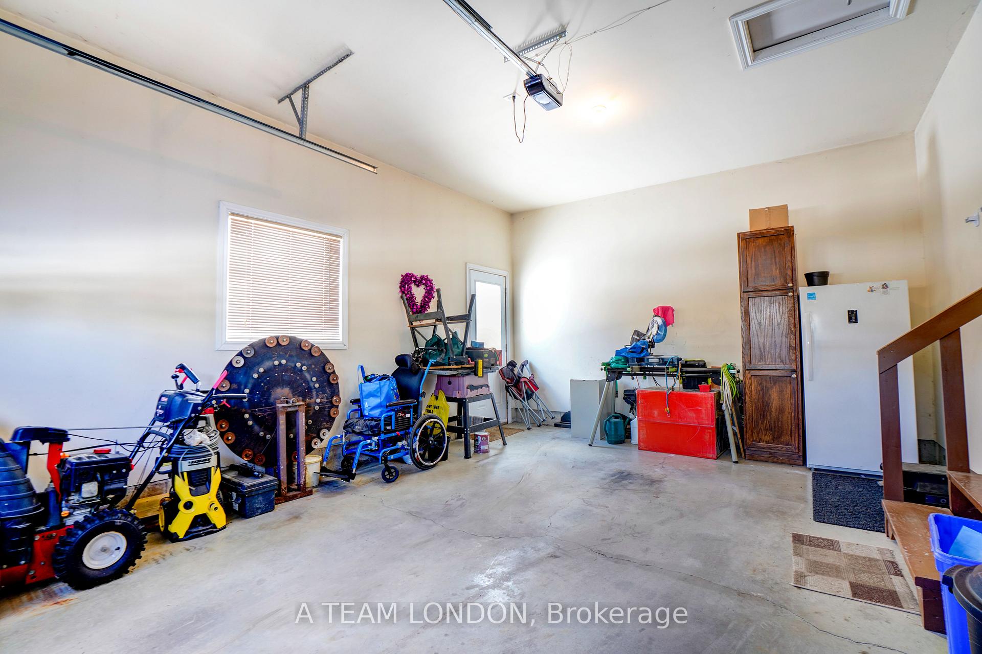 Photo 28 of 244 Sydenham Street E, Aylmer — HOMEH