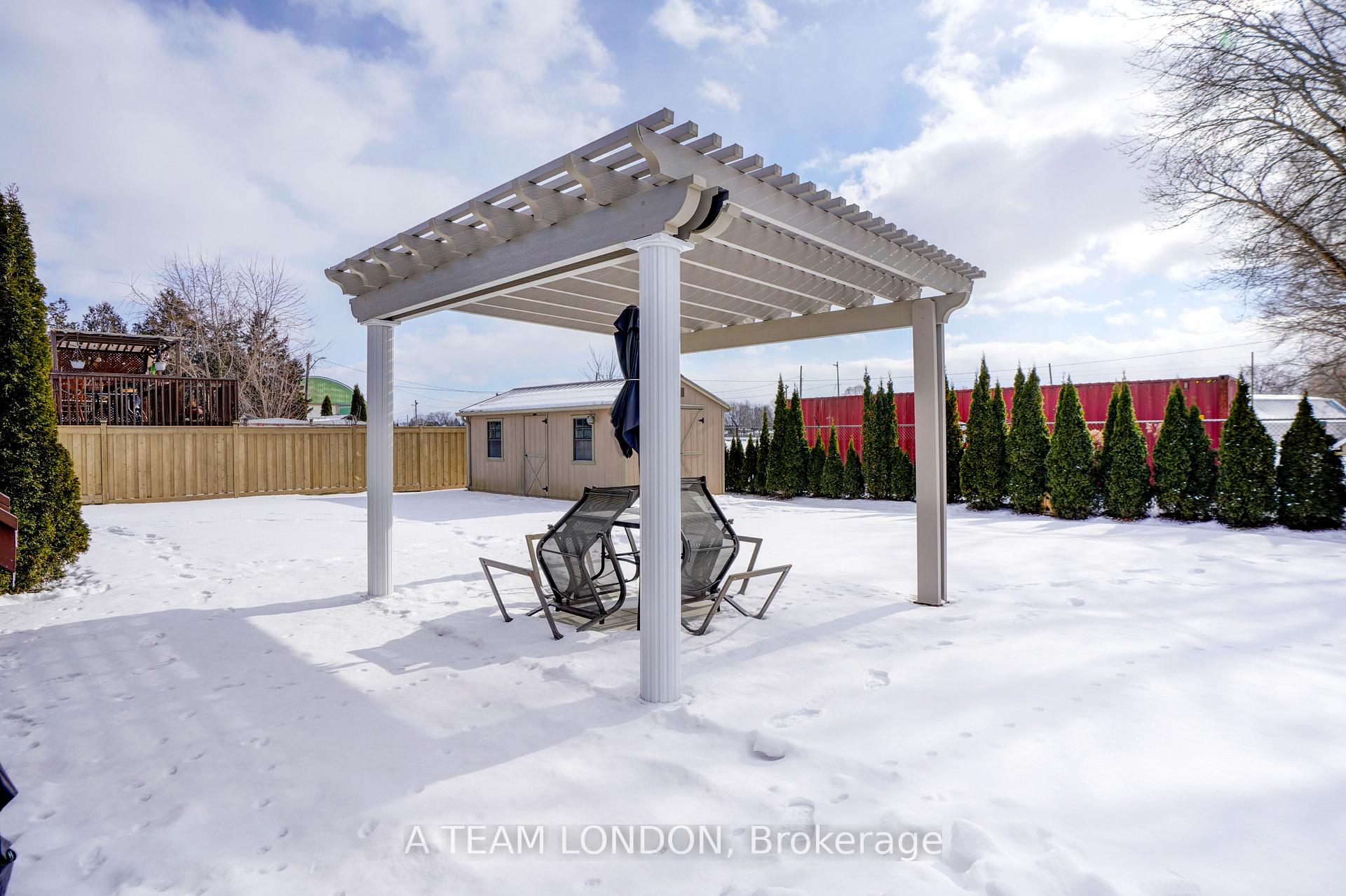 Photo 32 of 244 Sydenham Street E, Aylmer — HOMEH