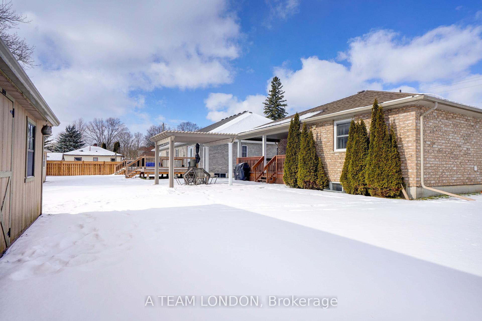 Photo 37 of 244 Sydenham Street E, Aylmer — HOMEH