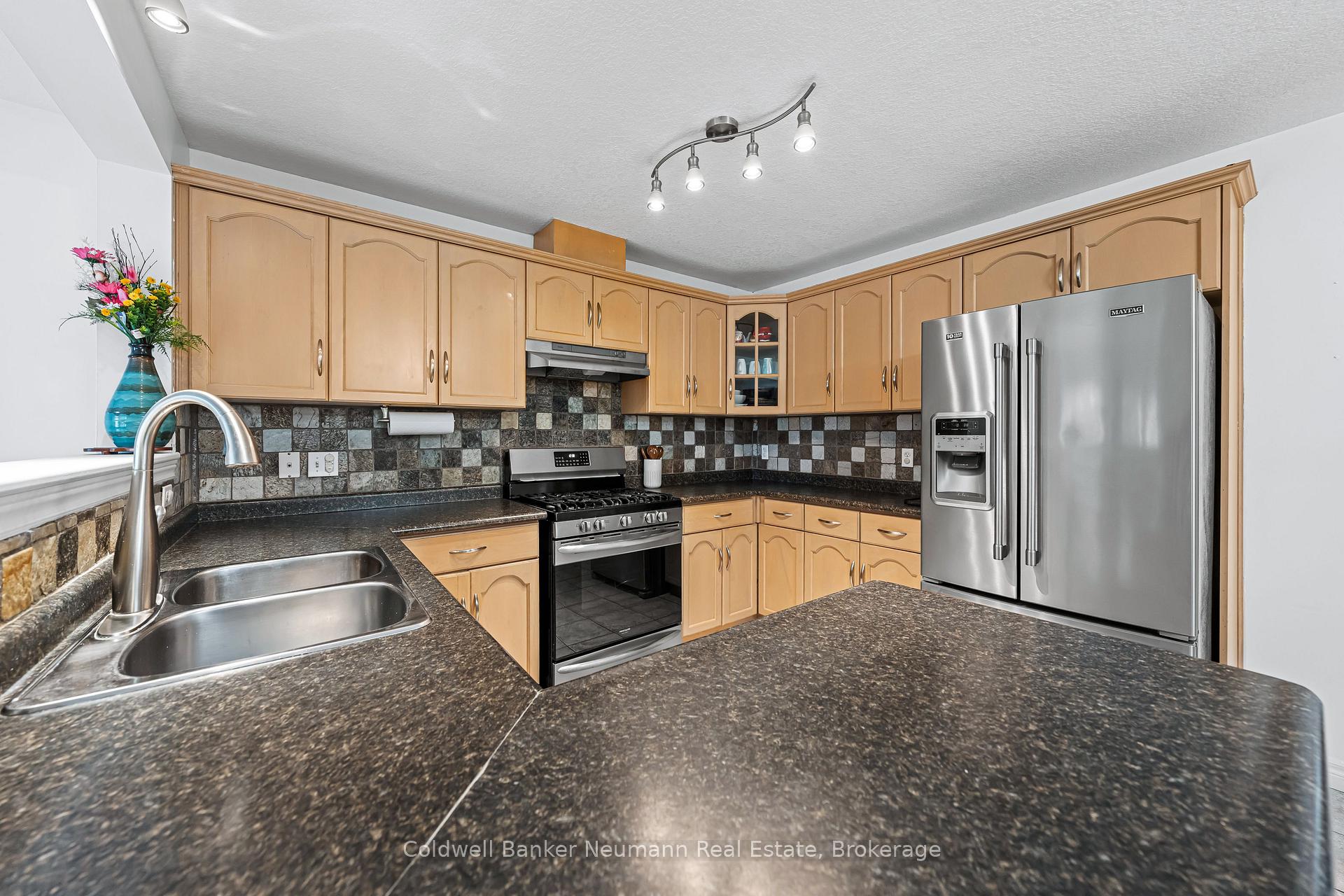 Photo 11 of 11 Edwards Street, Guelph, Grange Road — HOMEH