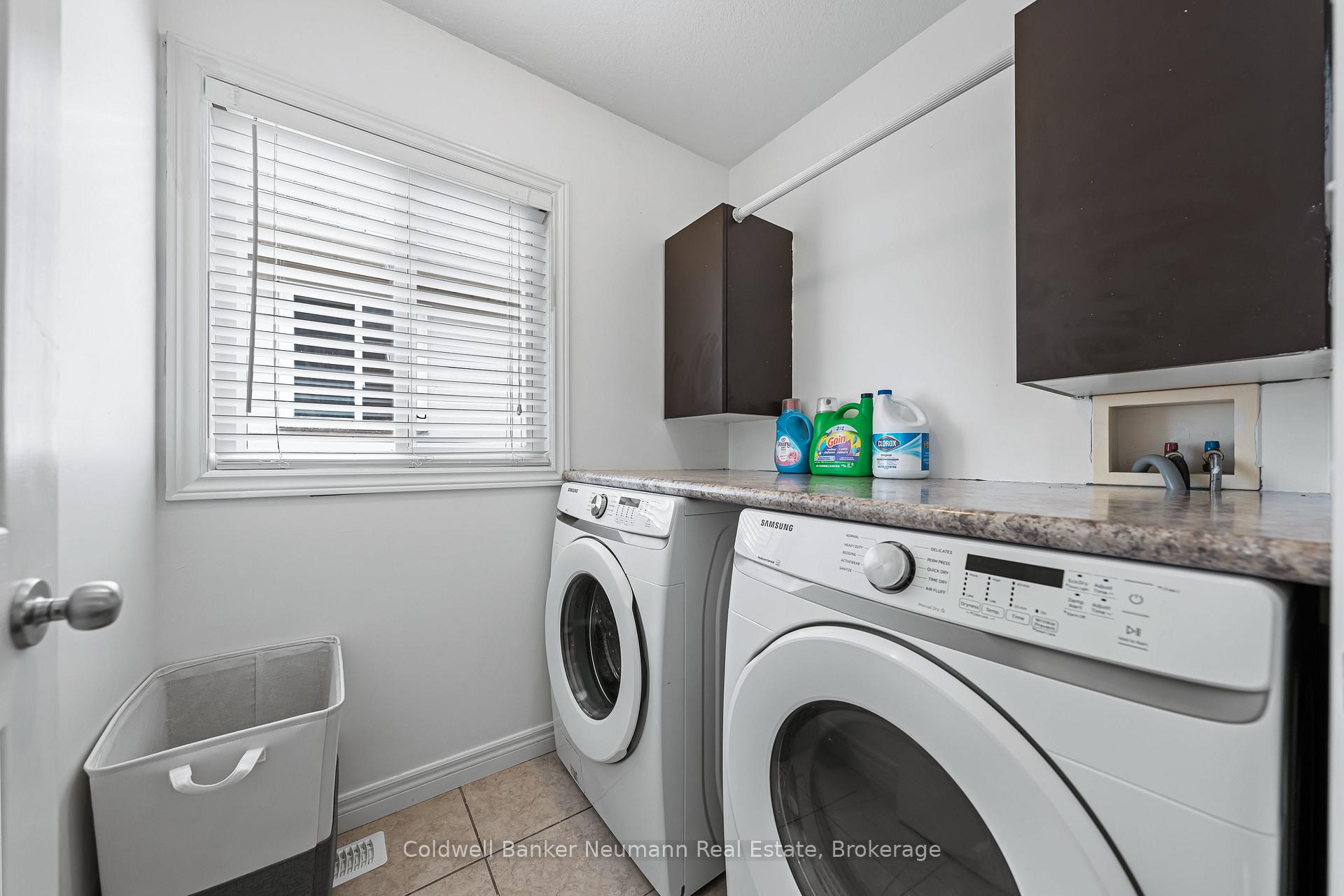 Photo 27 of 11 Edwards Street, Guelph, Grange Road — HOMEH