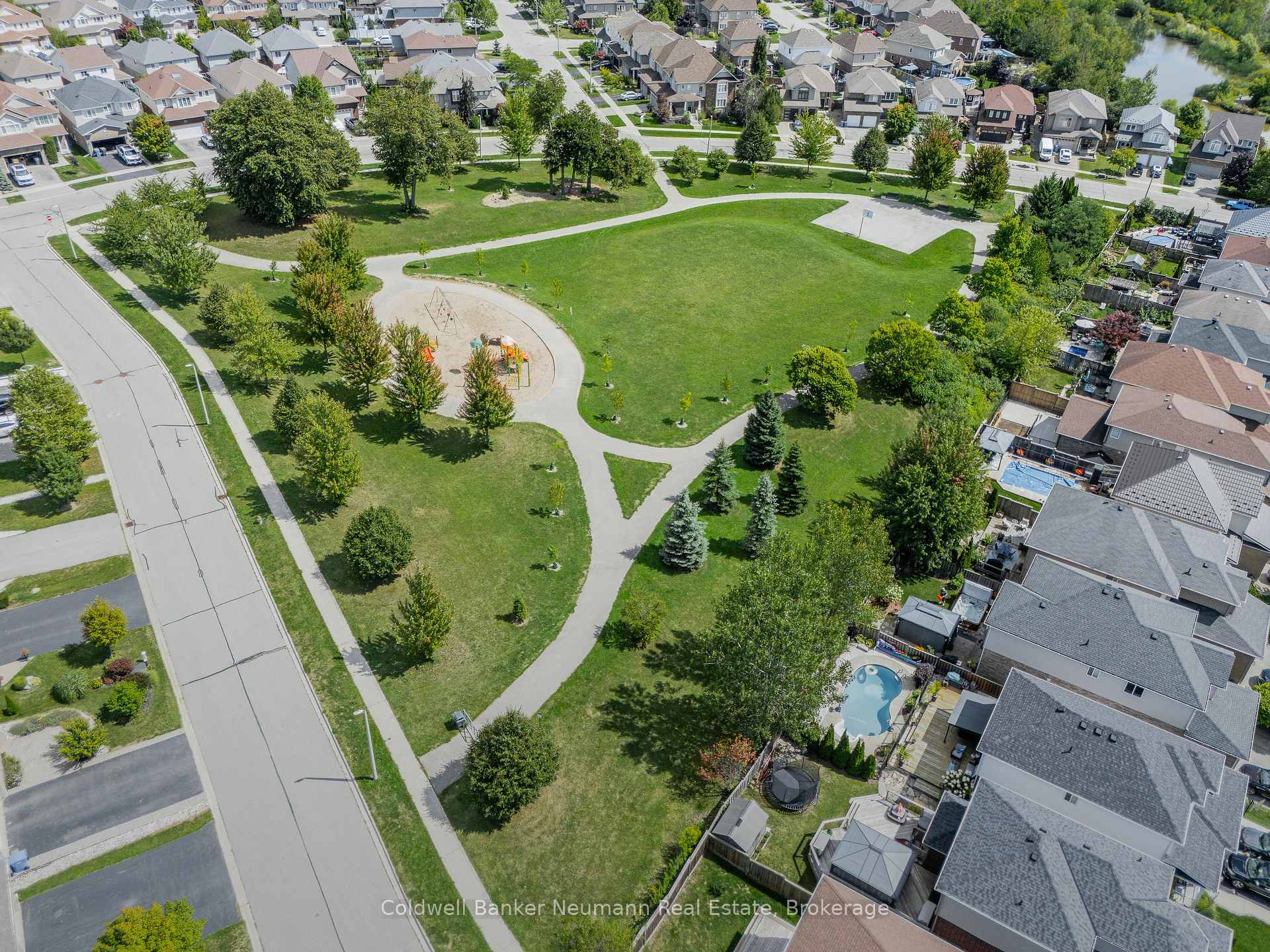 Photo 50 of 11 Edwards Street, Guelph, Grange Road — HOMEH