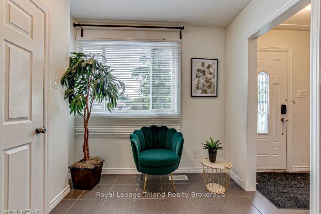 Photo 33 of 173 Fergus Avenue, Kitchener — HOMEH