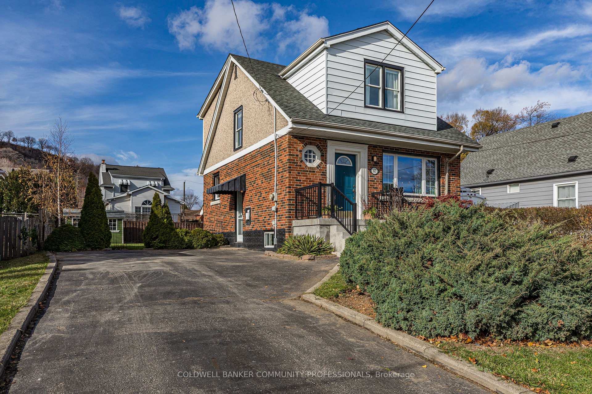 Photo 2 of 62 Cloverdale Avenue, Hamilton, Rosedale — HOMEH
