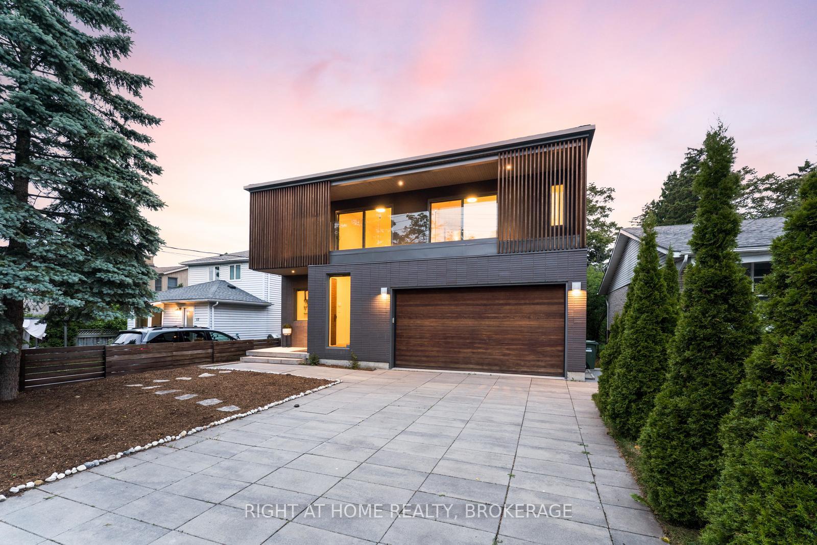 Photo 2 of 14 Maple Street, Guelph, Dovercliffe Park/Old University — HOMEH