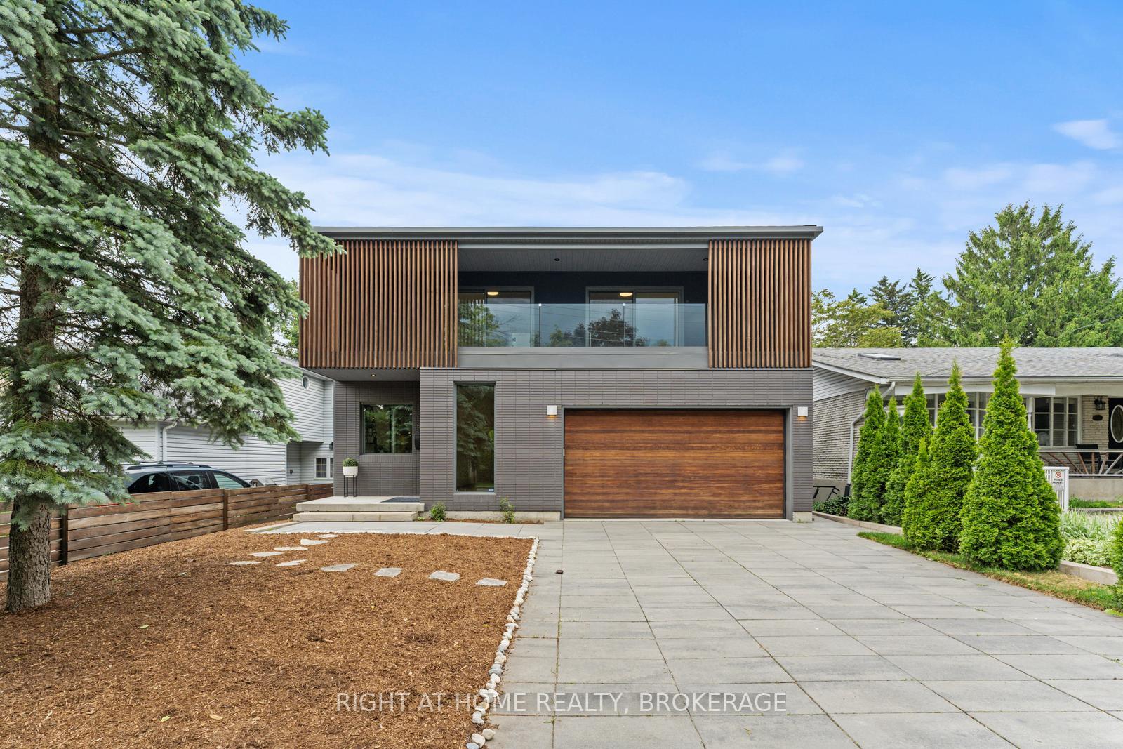 Photo 3 of 14 Maple Street, Guelph, Dovercliffe Park/Old University — HOMEH