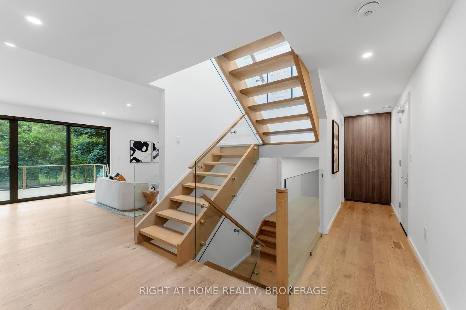 Photo 22 of 14 Maple Street, Guelph, Dovercliffe Park/Old University — HOMEH