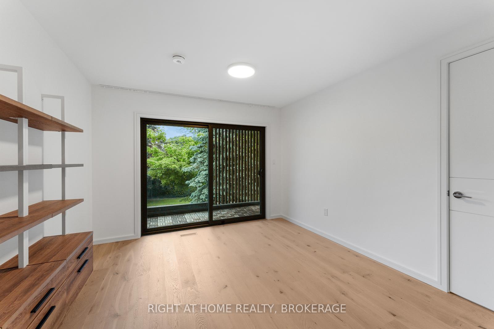 Photo 33 of 14 Maple Street, Guelph, Dovercliffe Park/Old University — HOMEH