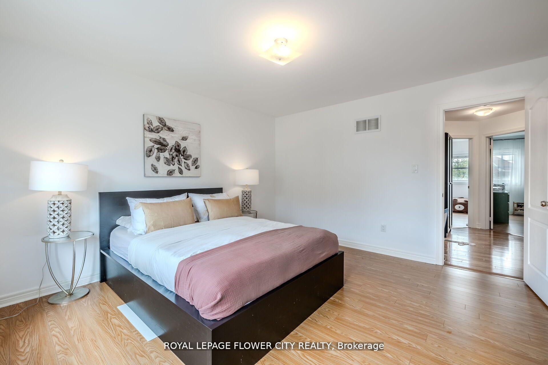 Photo 22 of 79 Mander Place N, Milton, Scott — HOMEH