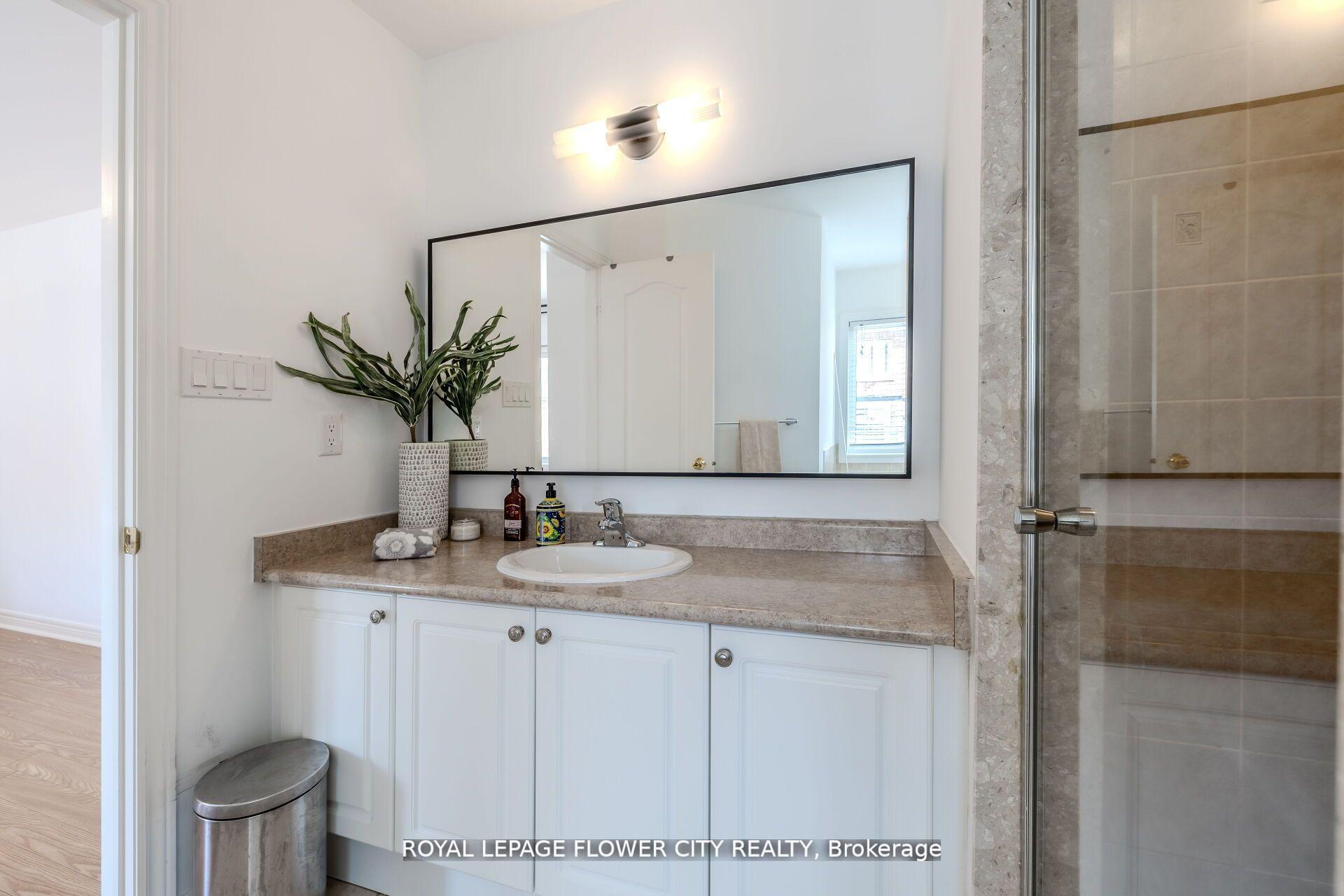 Photo 25 of 79 Mander Place N, Milton, Scott — HOMEH
