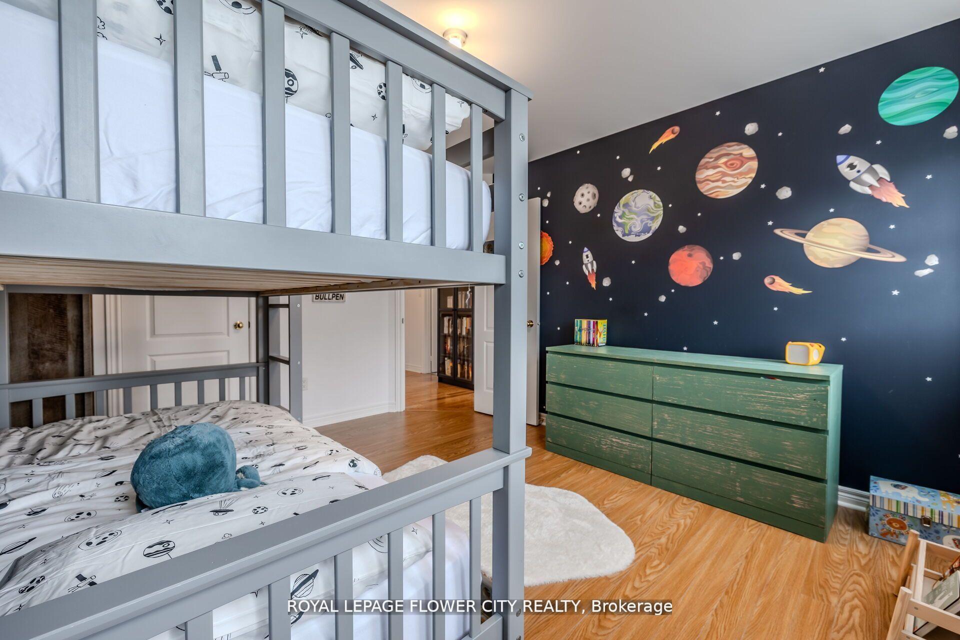 Photo 29 of 79 Mander Place N, Milton, Scott — HOMEH