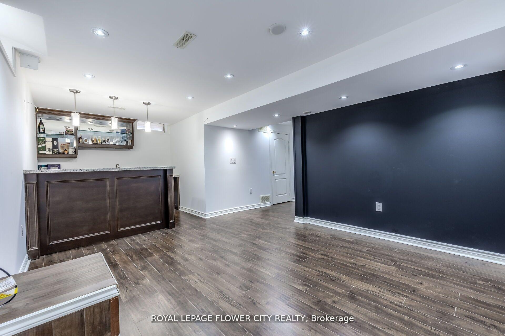 Photo 34 of 79 Mander Place N, Milton, Scott — HOMEH