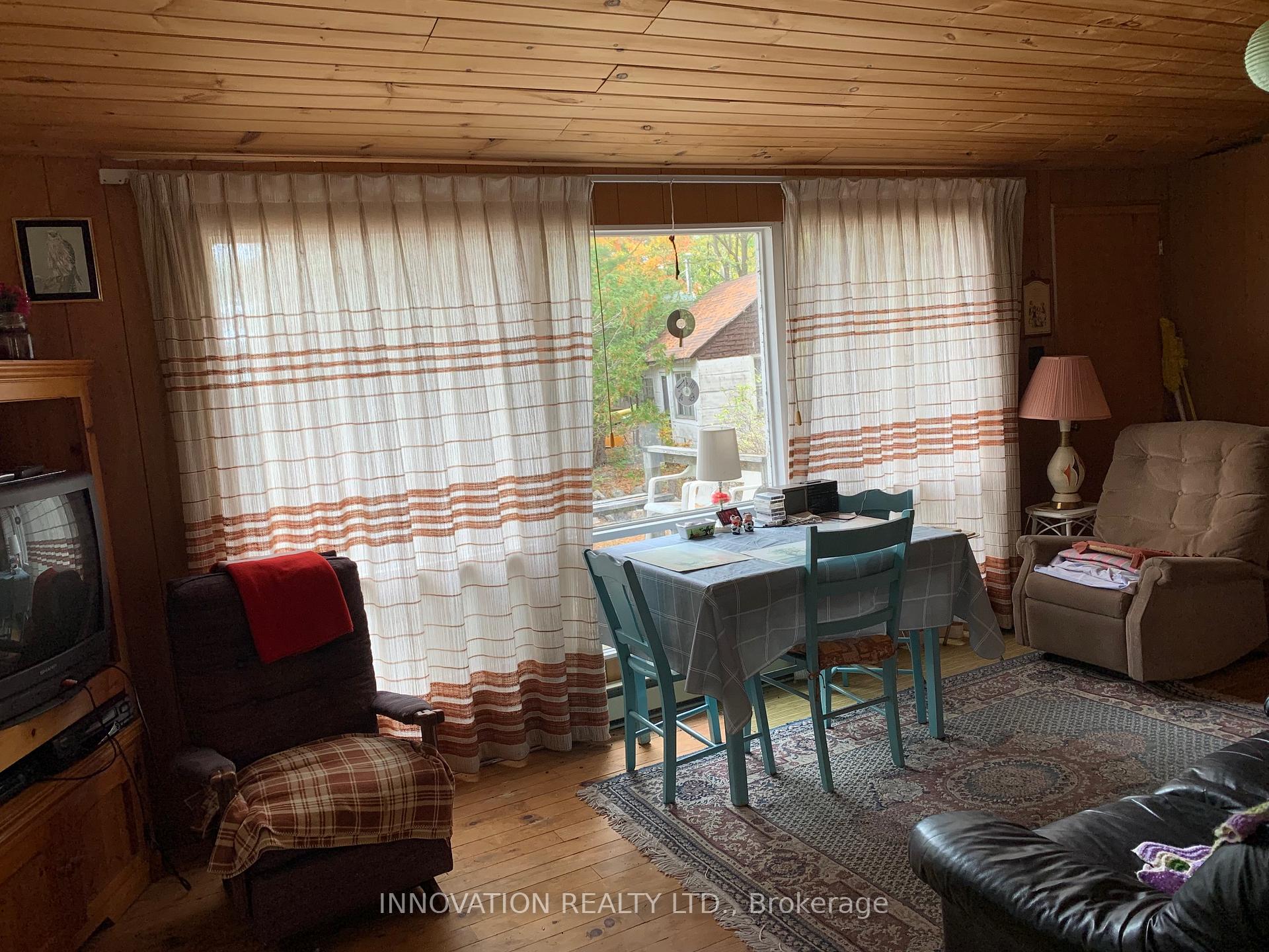 Photo 12 of 122 Blue Jay Lane, Beckwith, Beckwith Twp — HOMEH