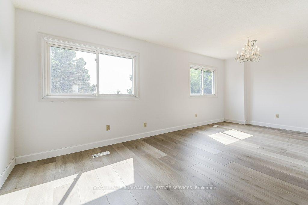 Photo 11 of 581 College Avenue W, Guelph, Dovercliffe Park/Old University — HOMEH