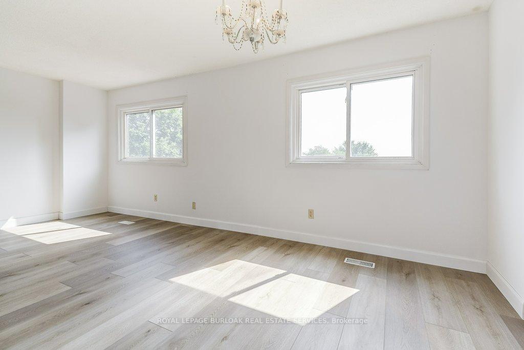 Photo 14 of 581 College Avenue W, Guelph, Dovercliffe Park/Old University — HOMEH