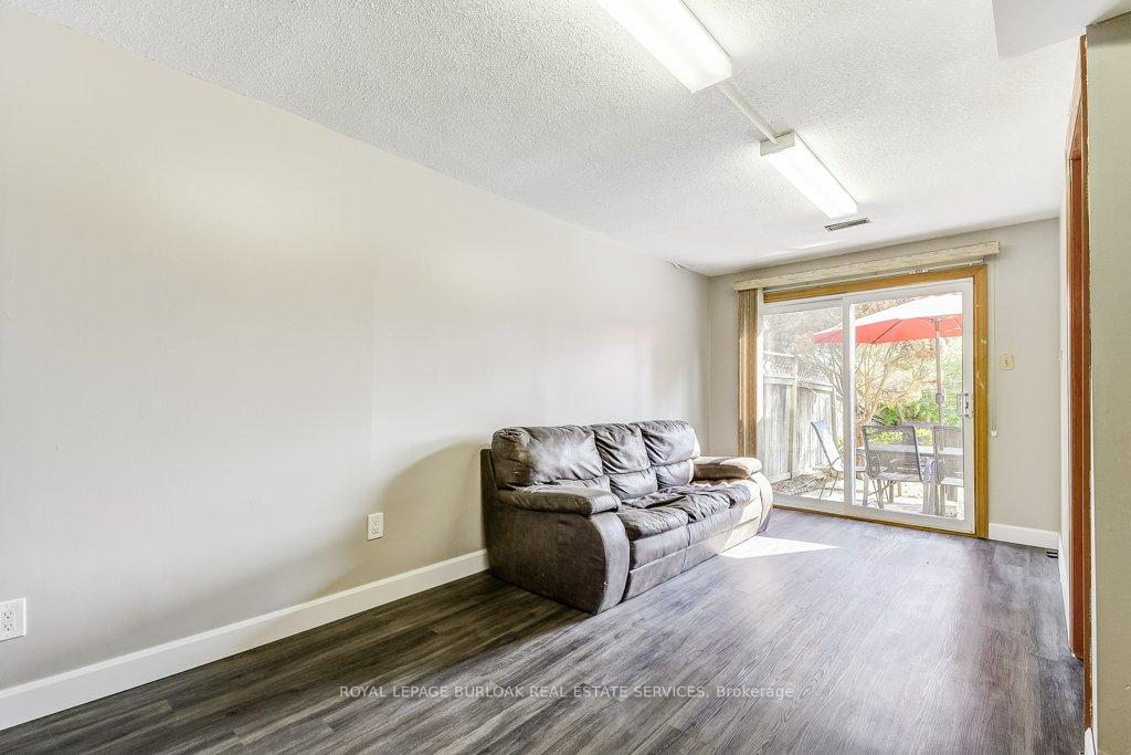 Photo 33 of 581 College Avenue W, Guelph, Dovercliffe Park/Old University — HOMEH