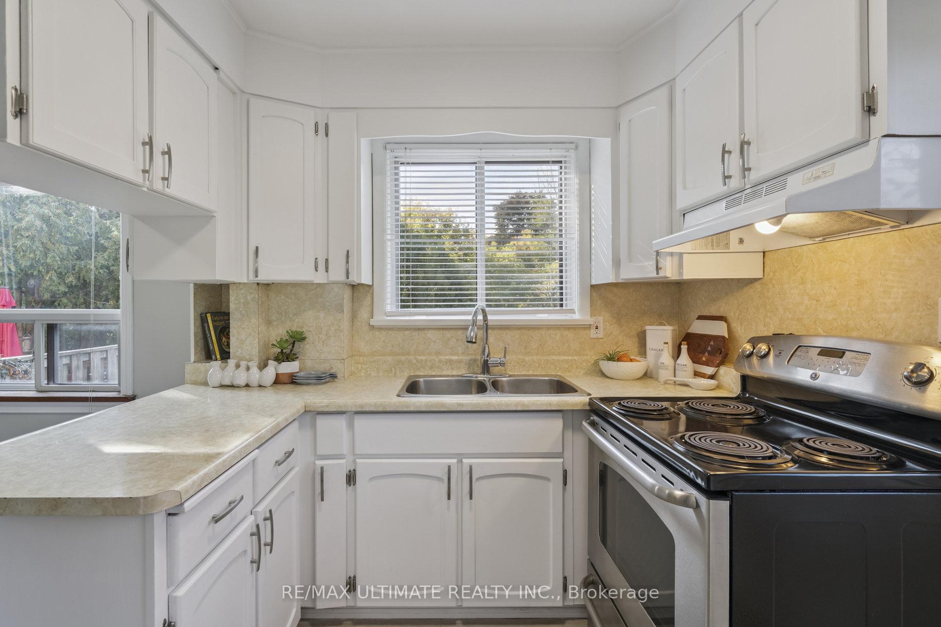 Photo 12 of 104 Waverley Drive, Guelph, Riverside Park — HOMEH