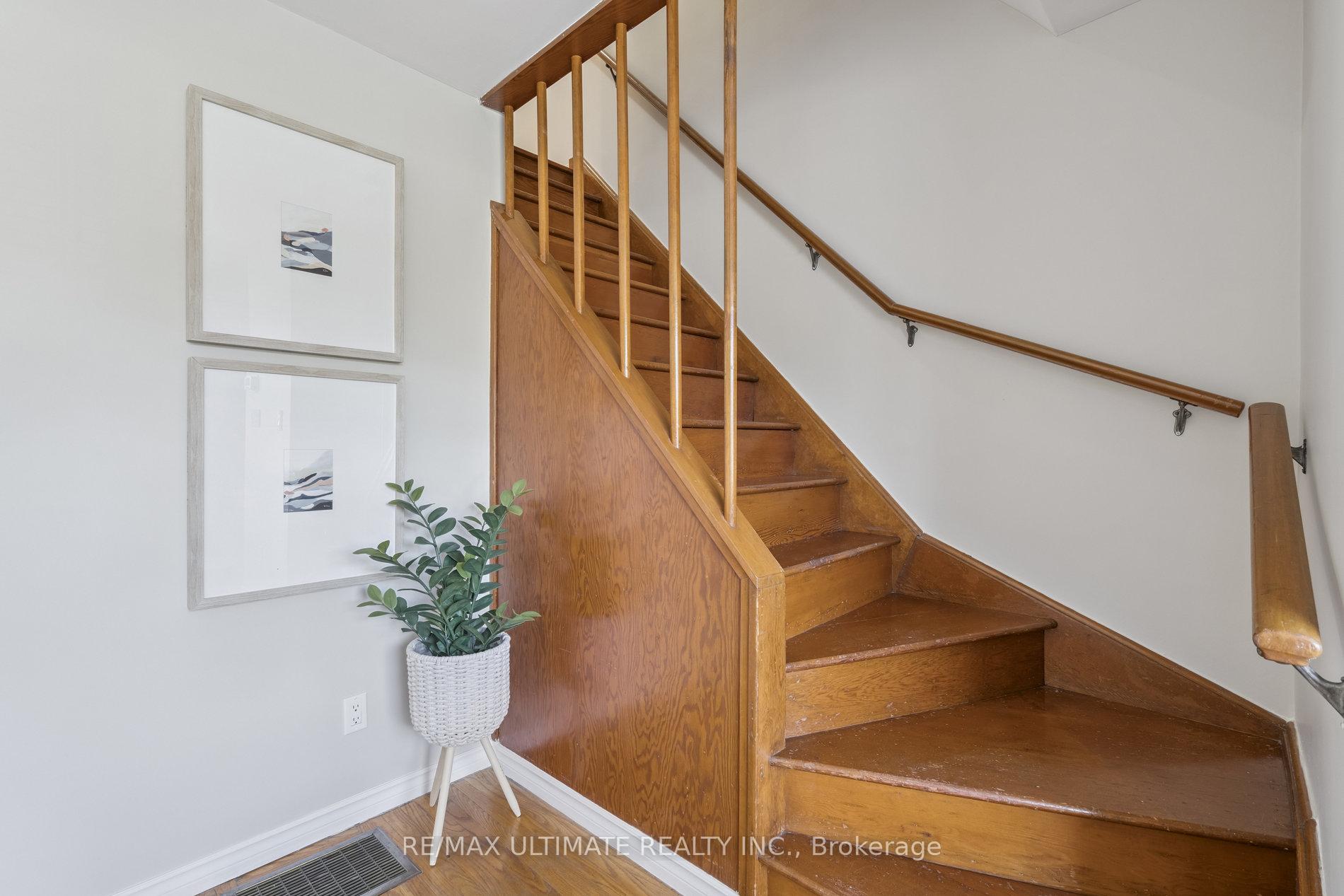 Photo 16 of 104 Waverley Drive, Guelph, Riverside Park — HOMEH