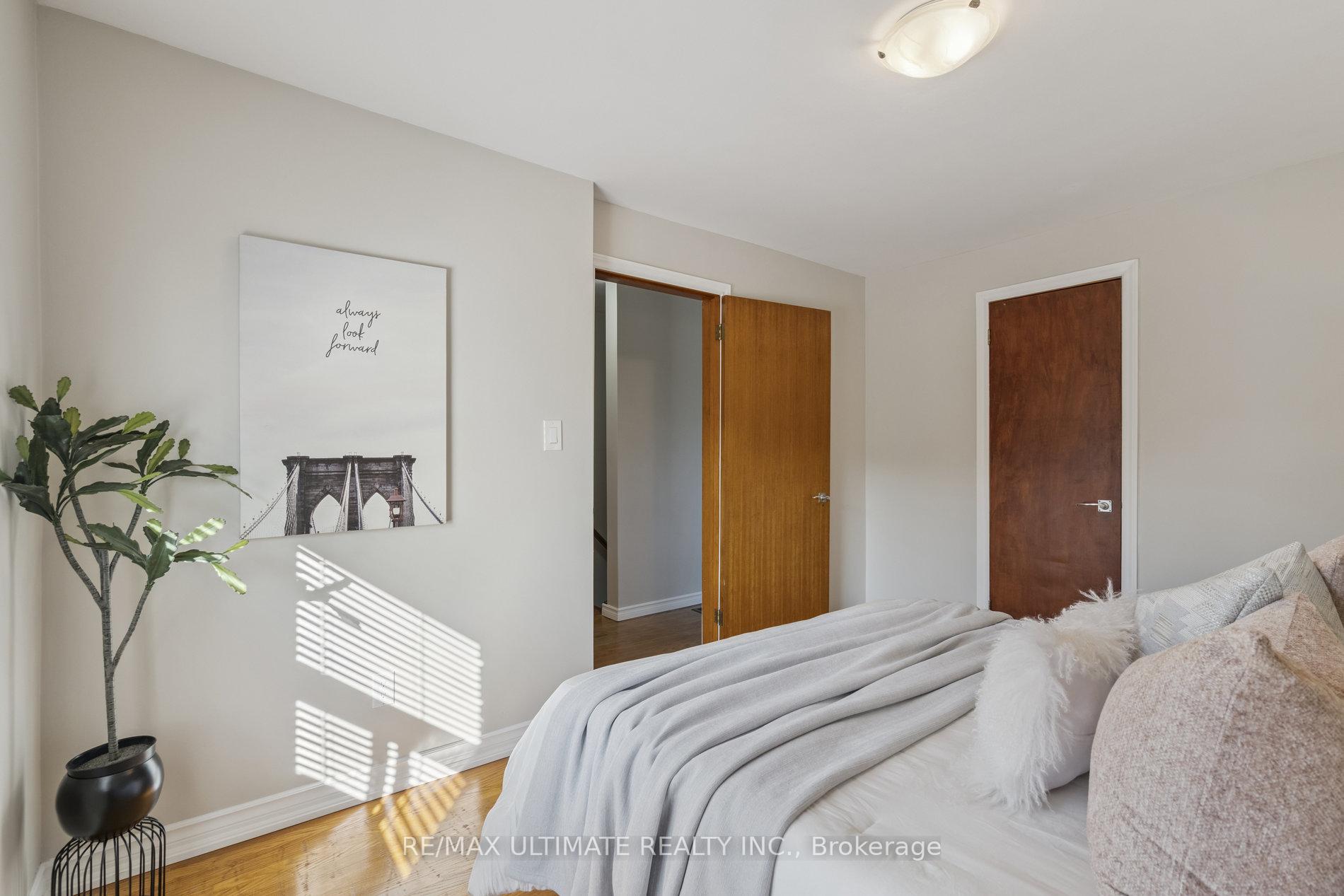 Photo 23 of 104 Waverley Drive, Guelph, Riverside Park — HOMEH