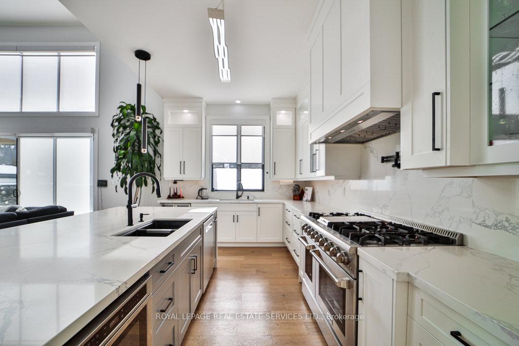 Photo 13 of 118 Barton Boulevard, Blue Mountains — HOMEH