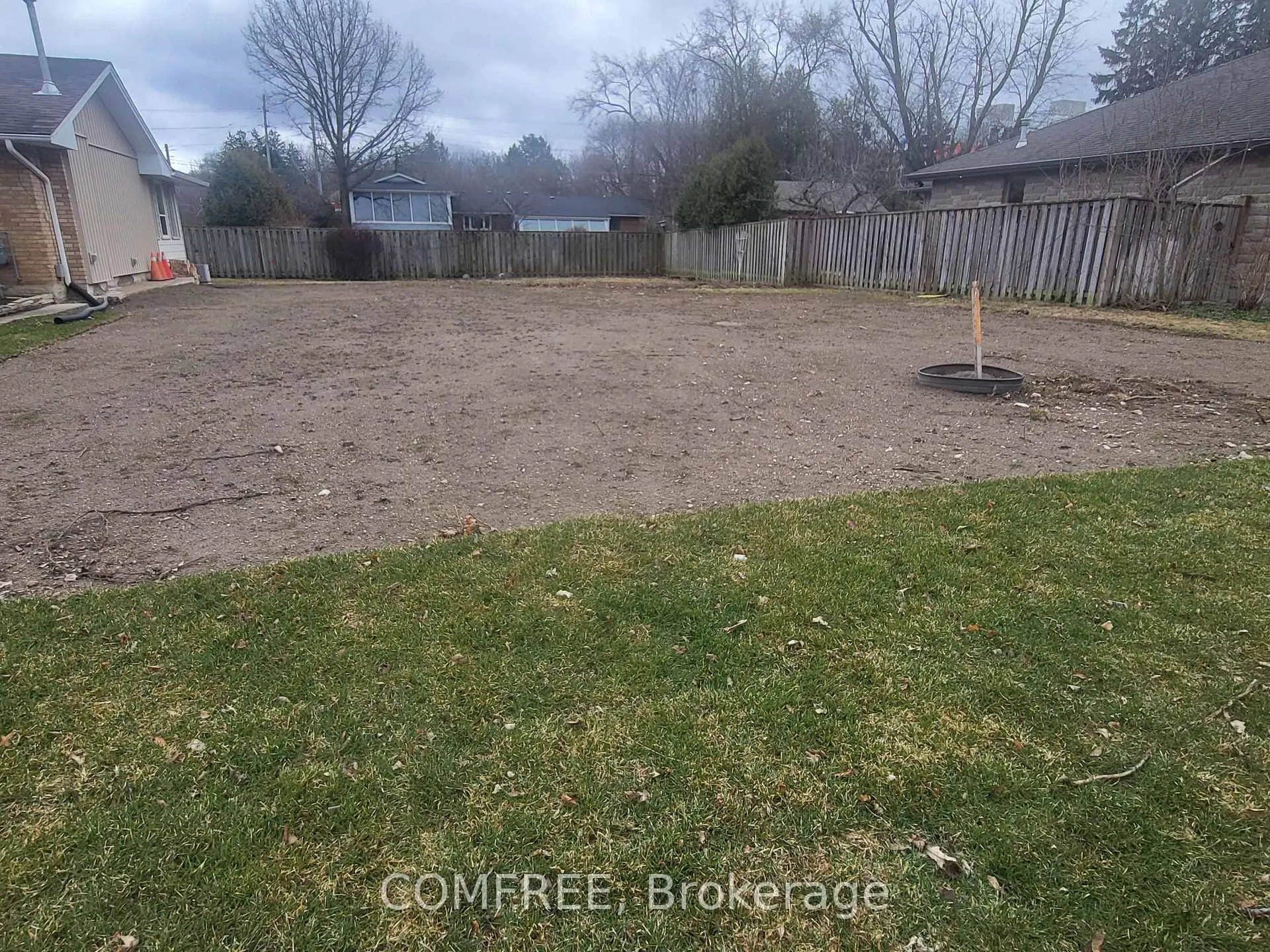 Photo 2 of 10 Lynwood Avenue, Guelph, Dovercliffe Park/Old University — HOMEH