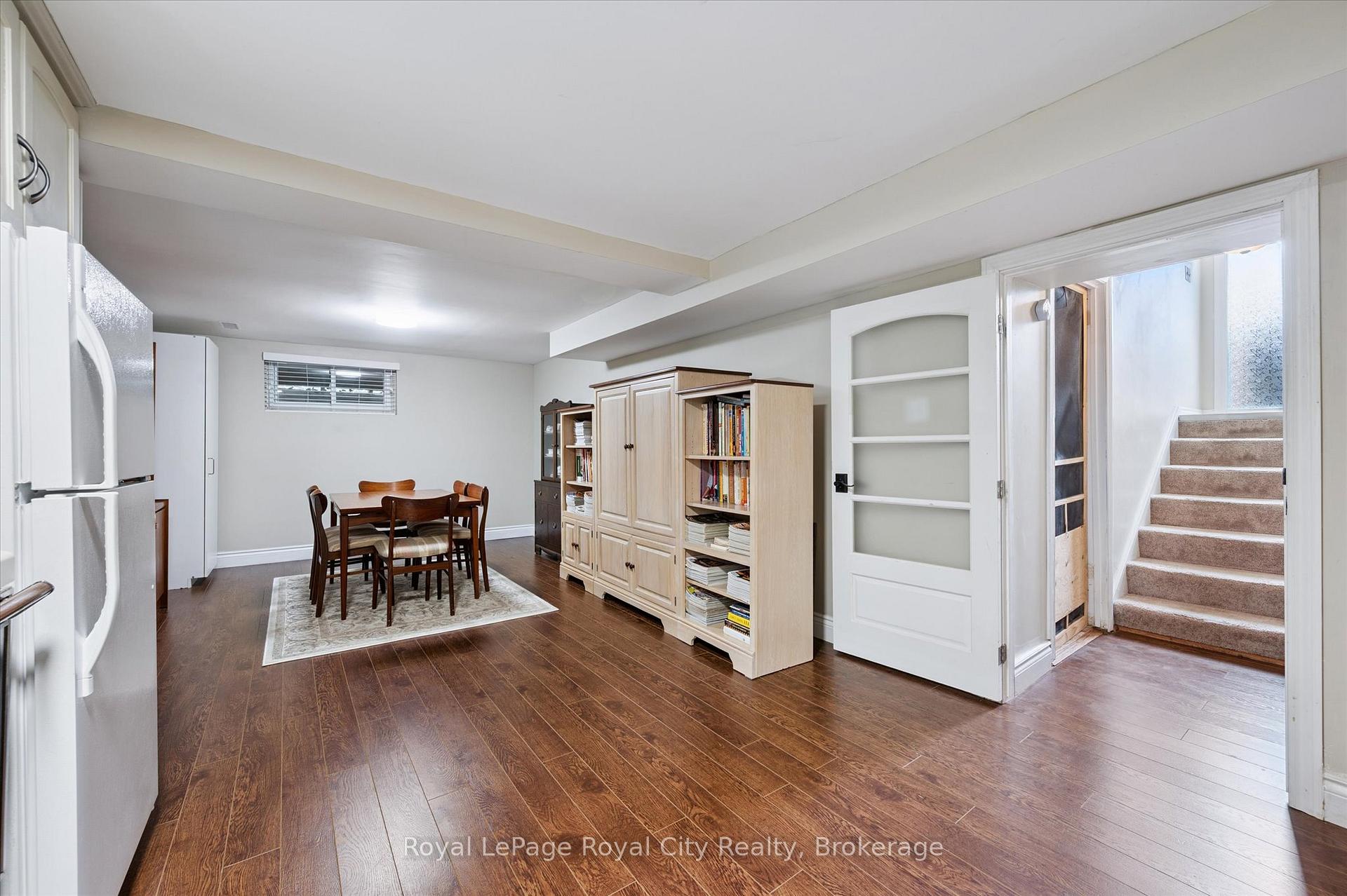 Photo 20 of 29 Algoma Drive, Guelph, Victoria North — HOMEH