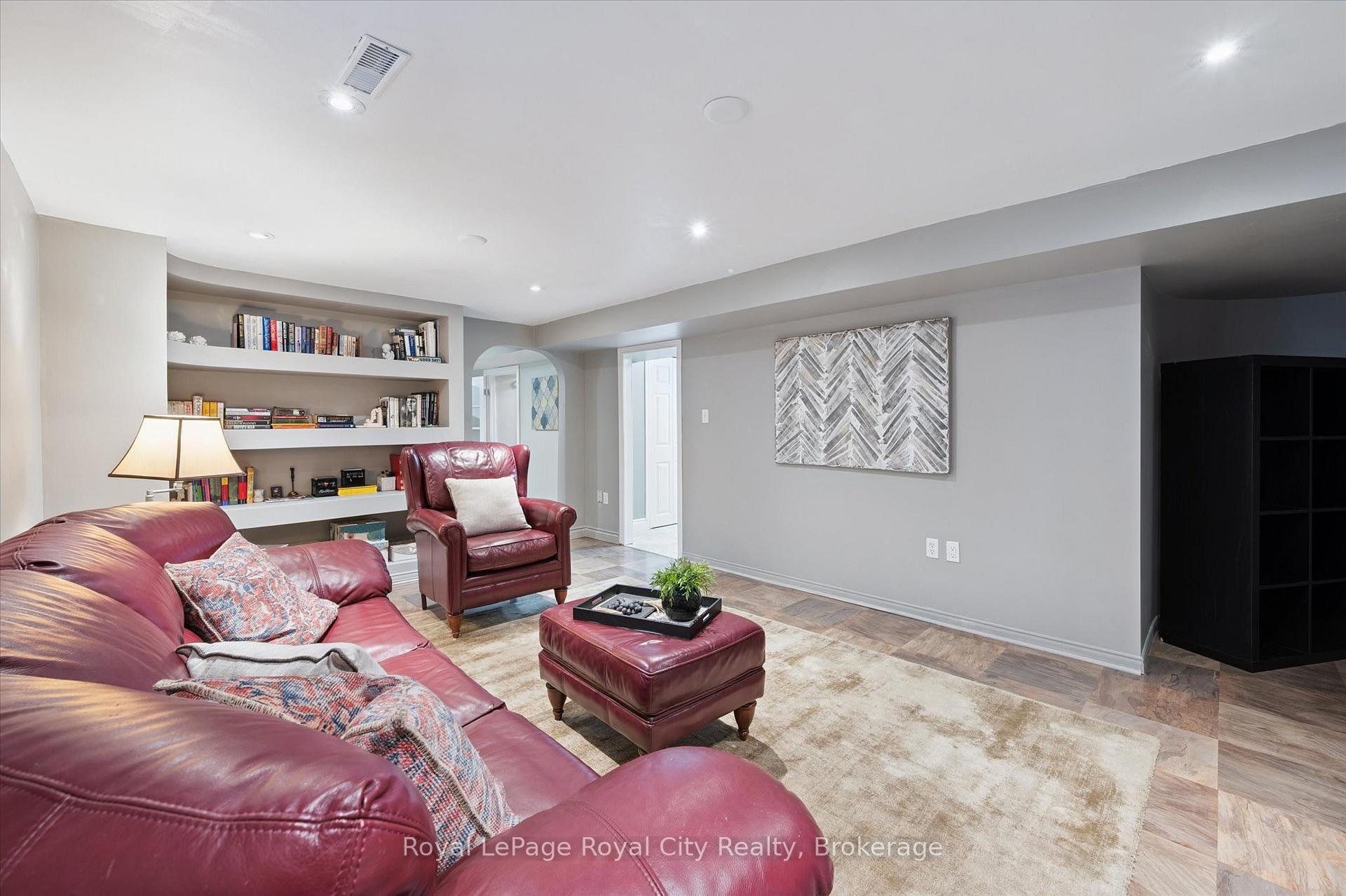 Photo 27 of 29 Algoma Drive, Guelph, Victoria North — HOMEH
