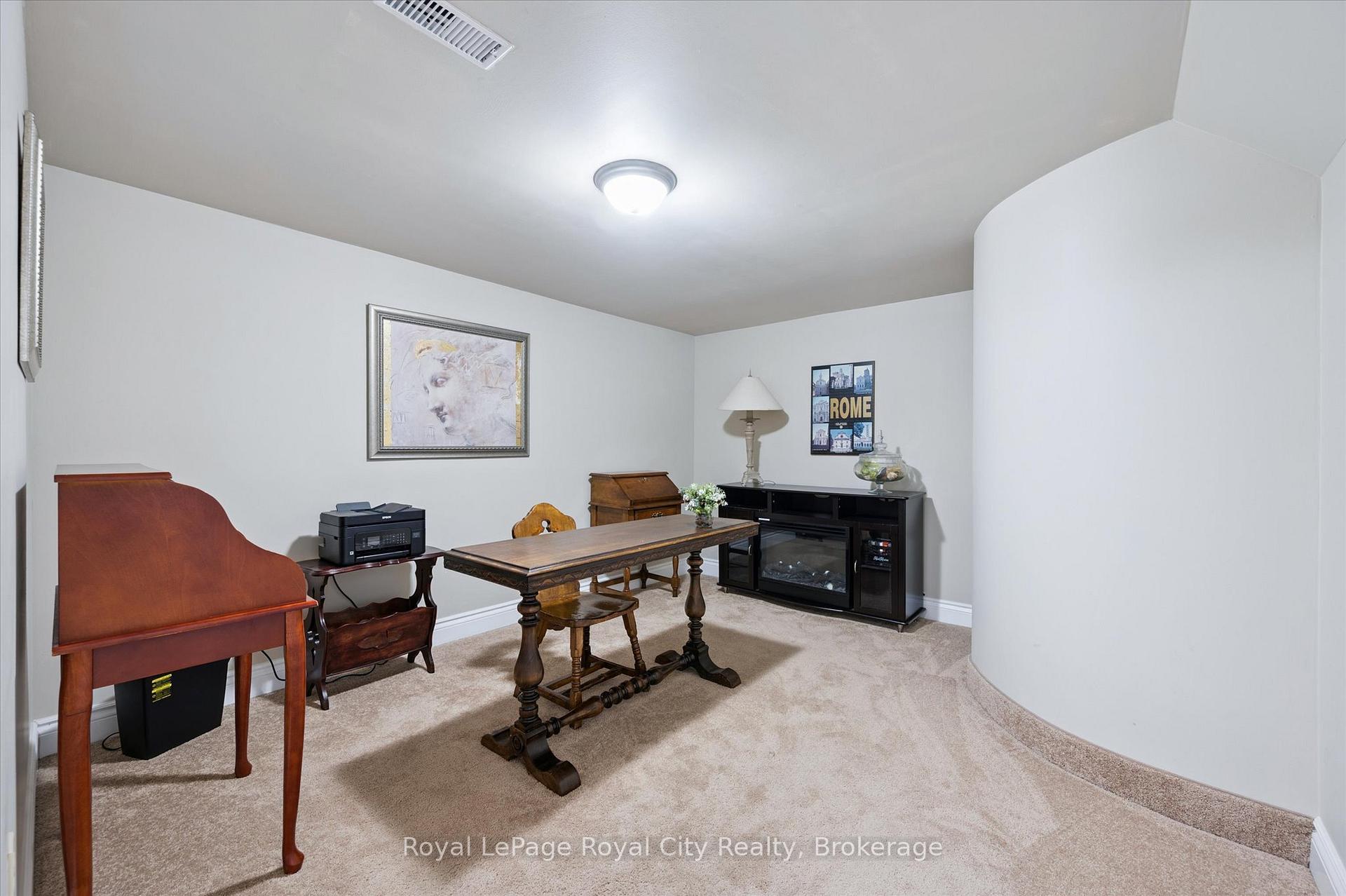 Photo 28 of 29 Algoma Drive, Guelph, Victoria North — HOMEH