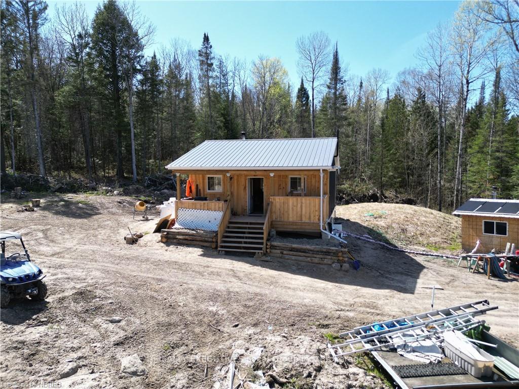 Front of 1348 Peddlers Dr