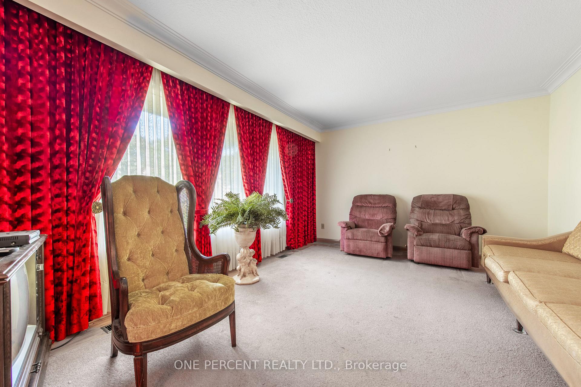 Photo 6 of 94 William Street, Guelph, St. George's — HOMEH