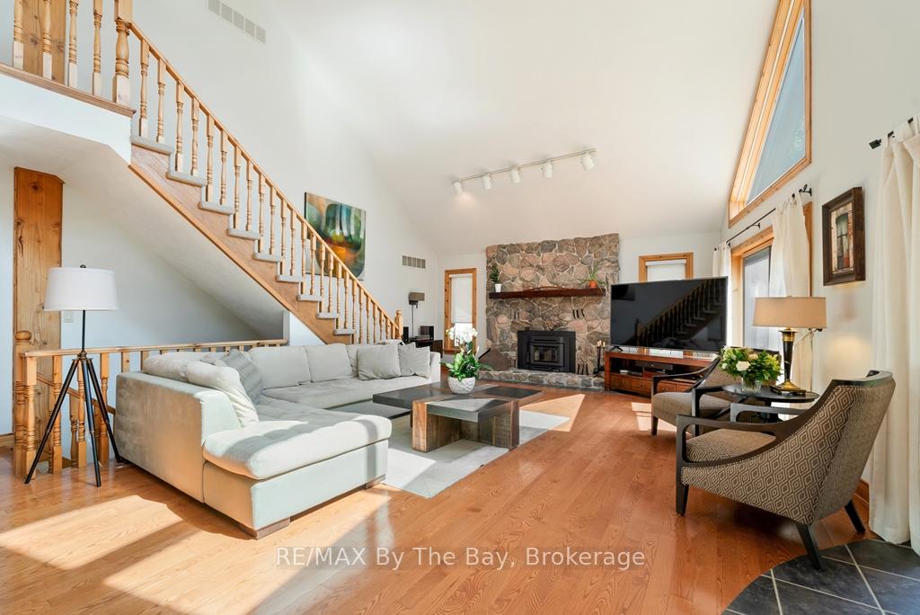 Photo 16 of 175 Talisman Mountain Drive, Grey Highlands — HOMEH