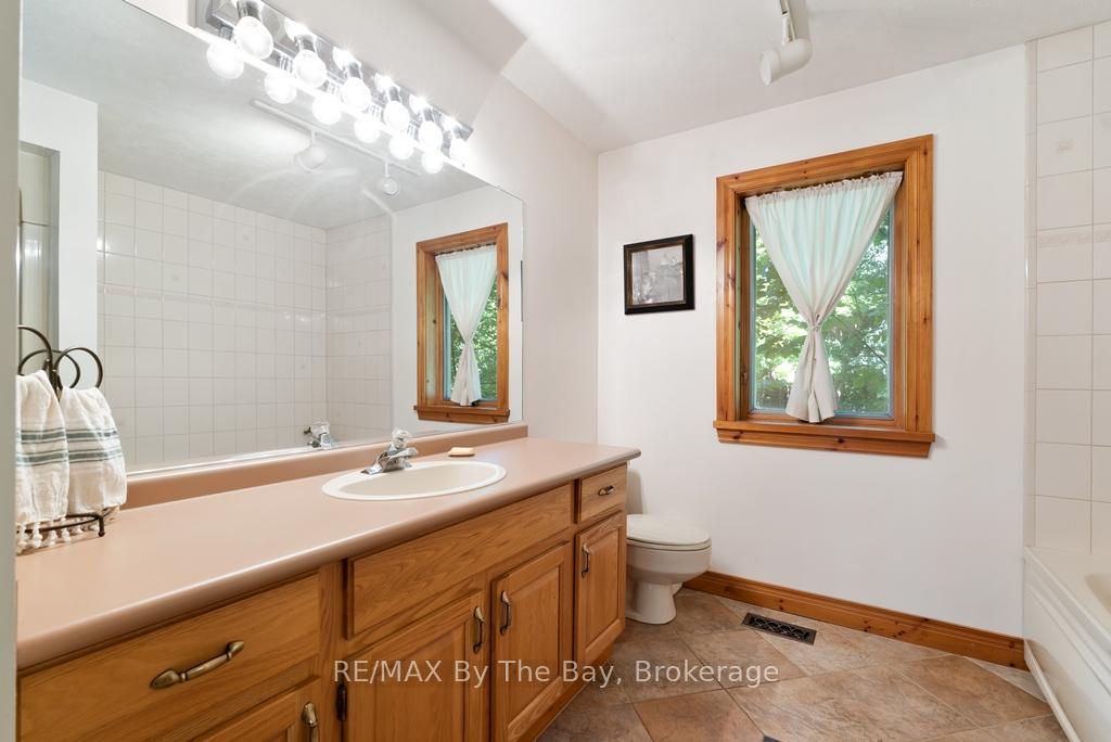 Photo 25 of 175 Talisman Mountain Drive, Grey Highlands — HOMEH