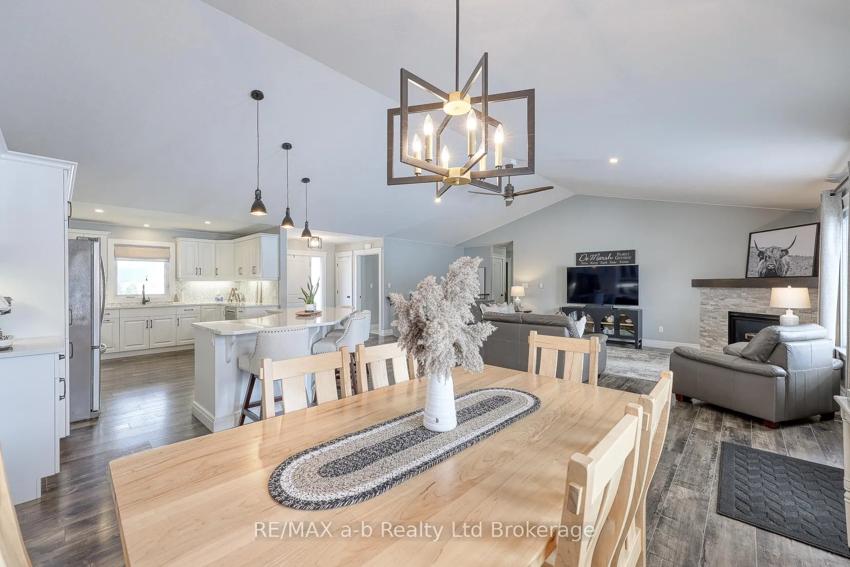 Photo 16 of 49286 Ashland Avenue, Malahide, Lyons — HOMEH