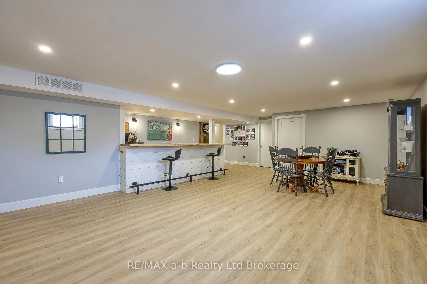 Photo 33 of 49286 Ashland Avenue, Malahide, Lyons — HOMEH