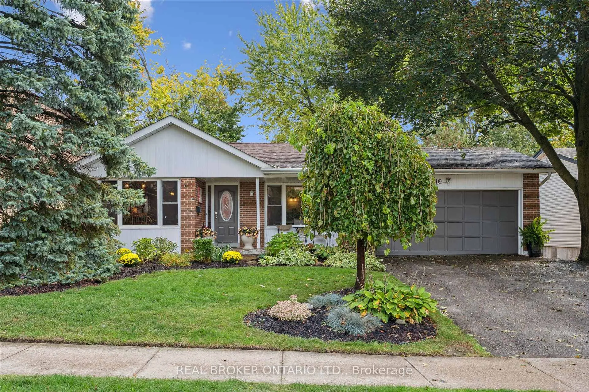 Photo 2 of 10 Northwood Crescent, Guelph, Willow West/Sugarbush/West Acres — HOMEH