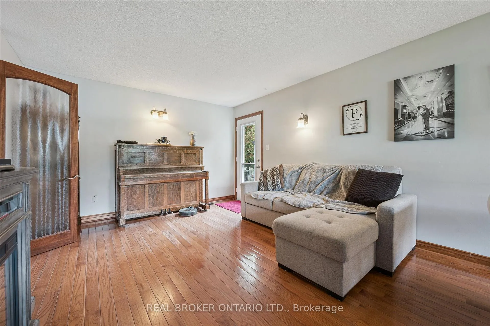 Photo 8 of 10 Northwood Crescent, Guelph, Willow West/Sugarbush/West Acres — HOMEH