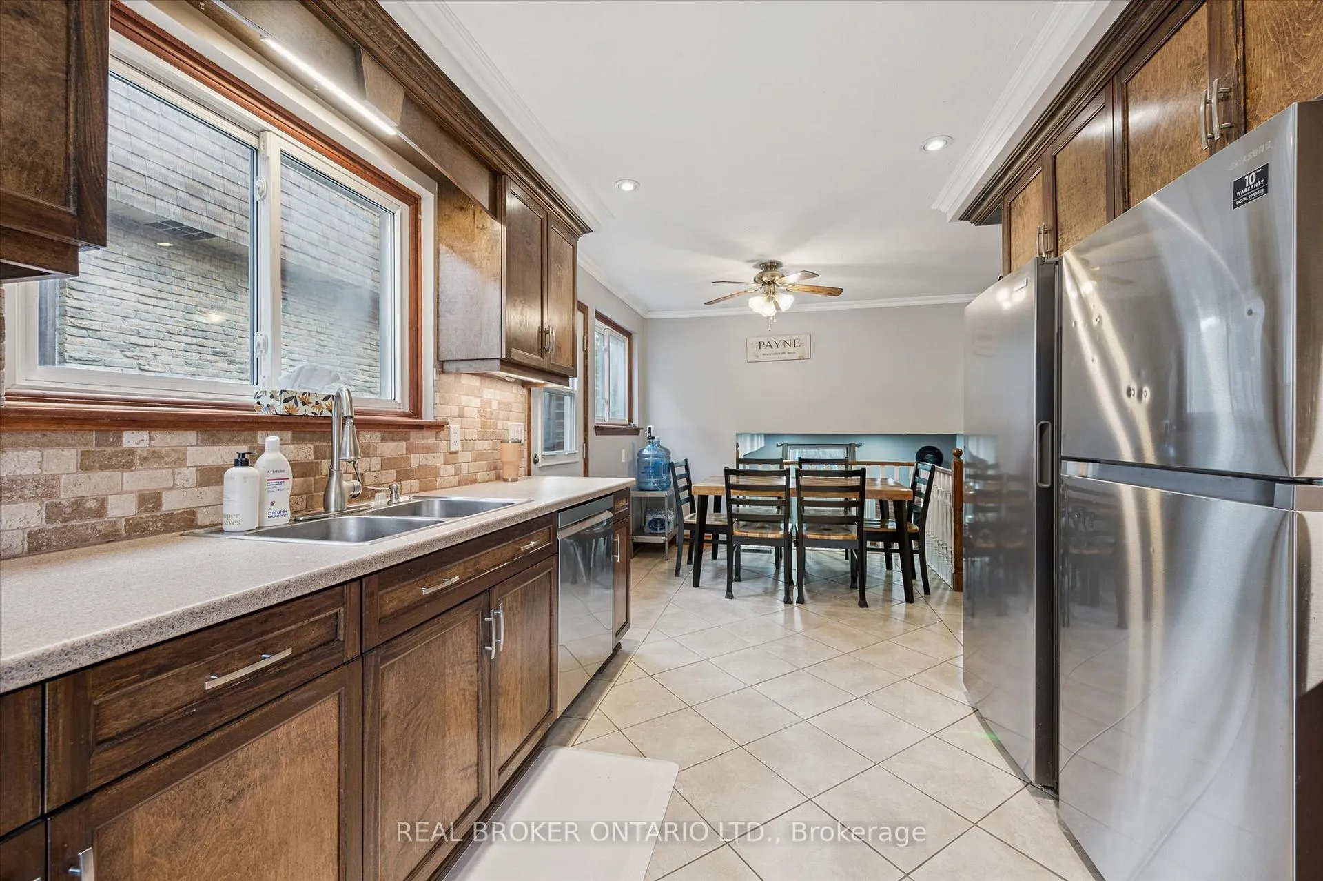 Photo 15 of 10 Northwood Crescent, Guelph, Willow West/Sugarbush/West Acres — HOMEH