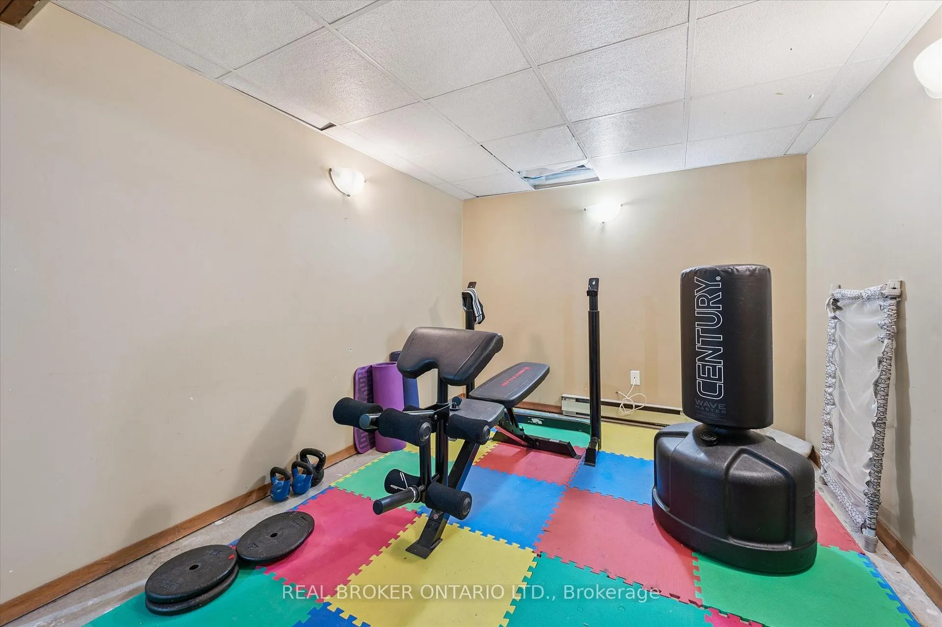 Photo 30 of 10 Northwood Crescent, Guelph, Willow West/Sugarbush/West Acres — HOMEH
