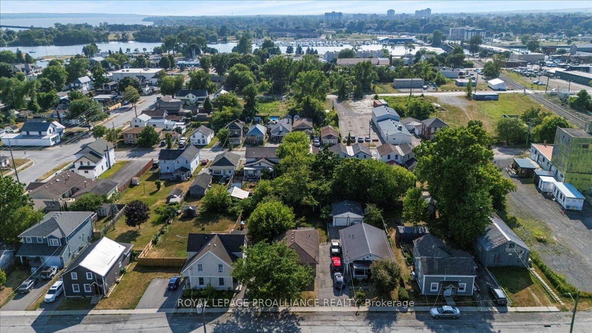 Photo 29 of 92 George Street S, Belleville, Belleville Ward — HOMEH