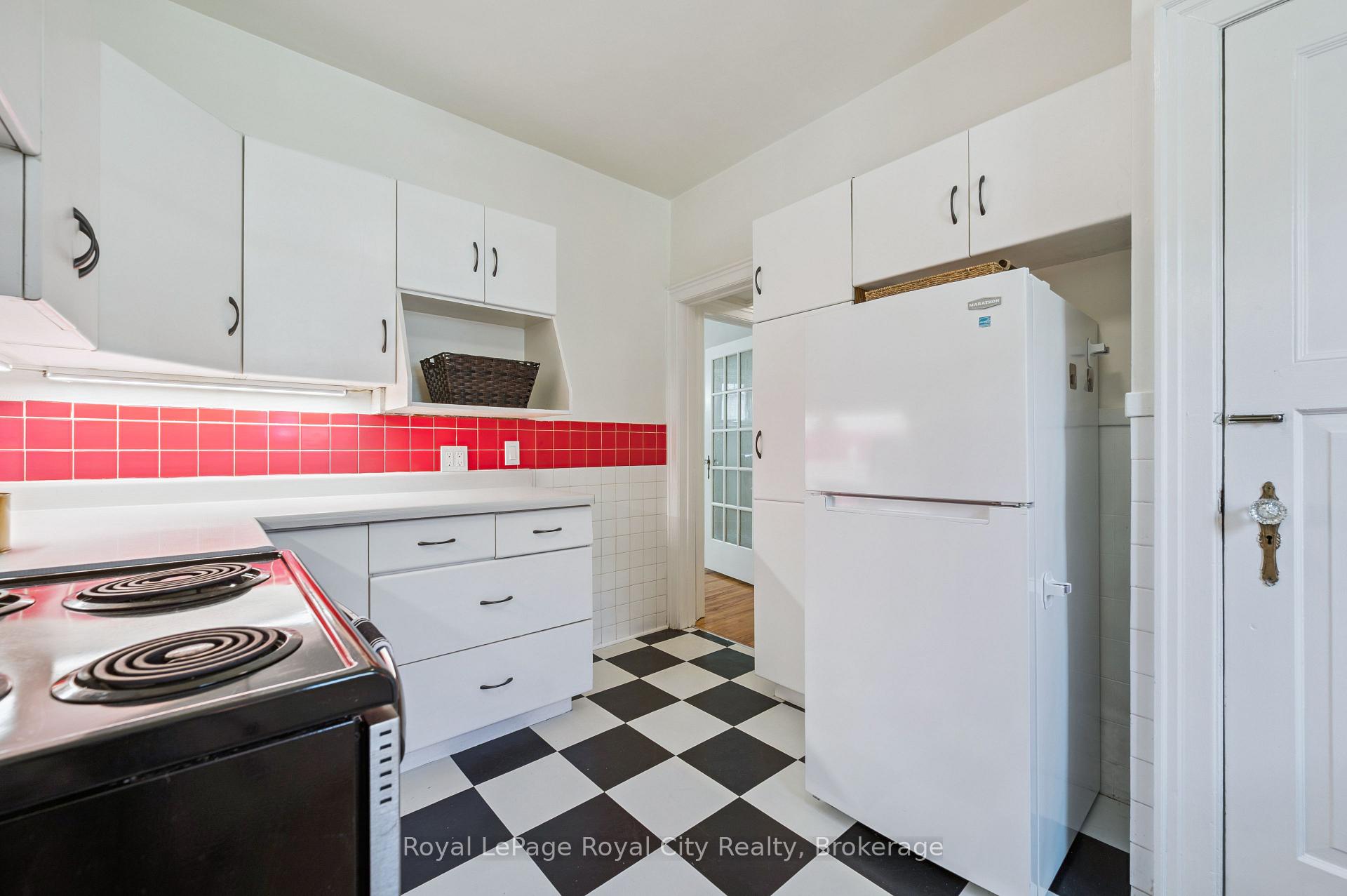 Photo 15 of 21 James Street W, Guelph, Dovercliffe Park/Old University — HOMEH